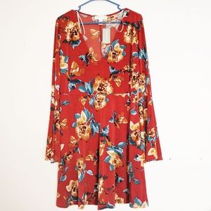 Forever 21 PLUS SIZE Flare Sleeve Dress